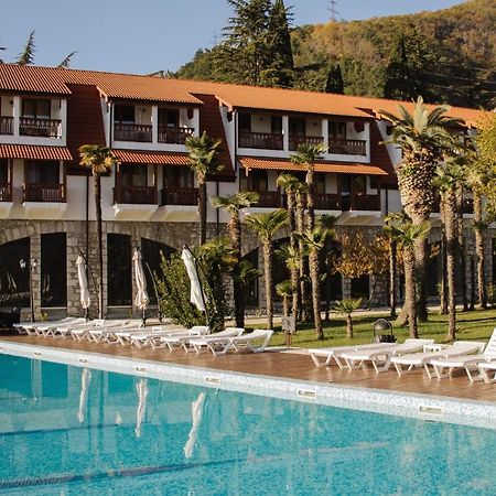 Hotel Abaata Гагра Екстер'єр фото