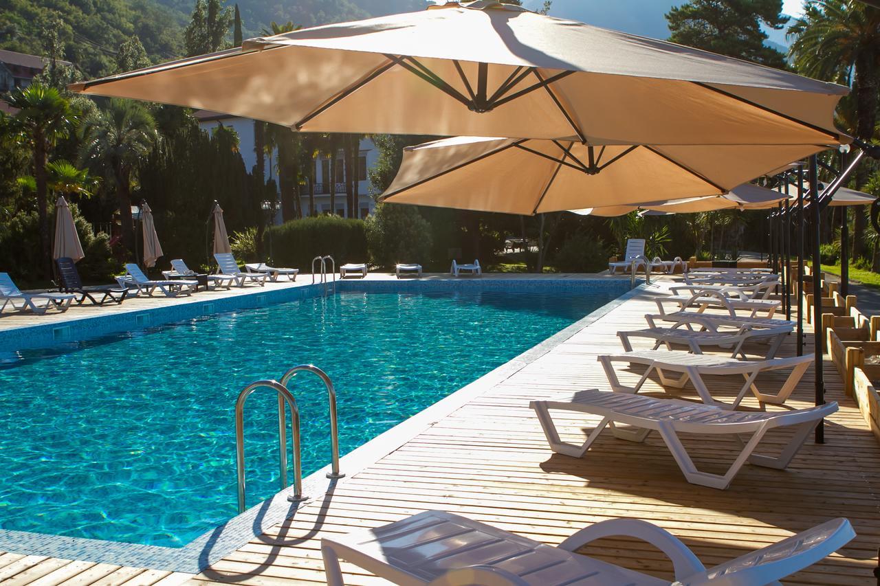Hotel Abaata Гагра Екстер'єр фото