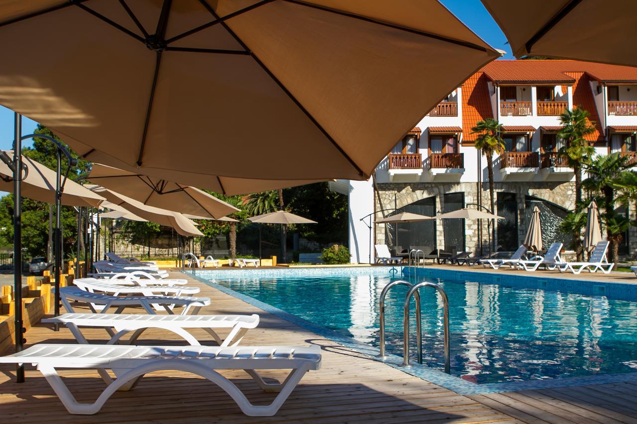 Hotel Abaata Гагра Екстер'єр фото