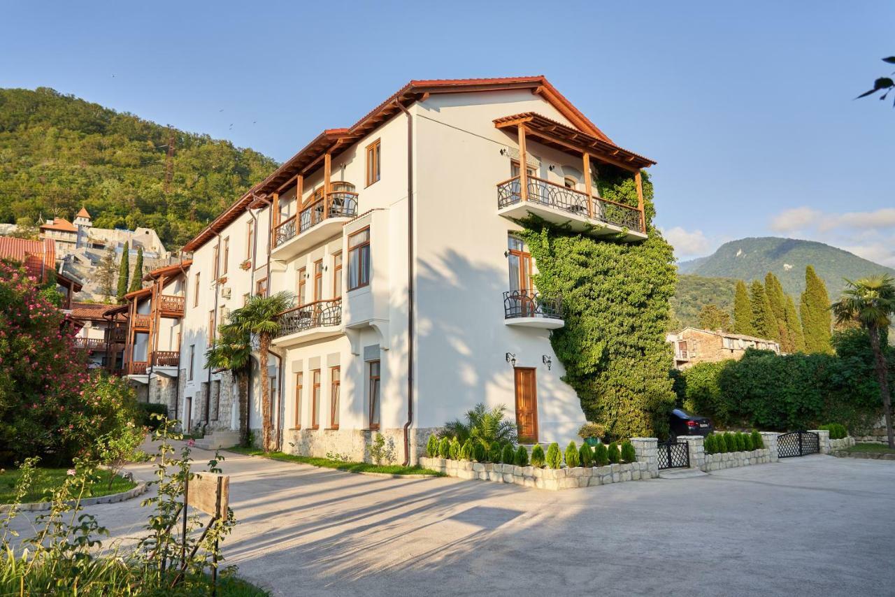 Hotel Abaata Гагра Екстер'єр фото