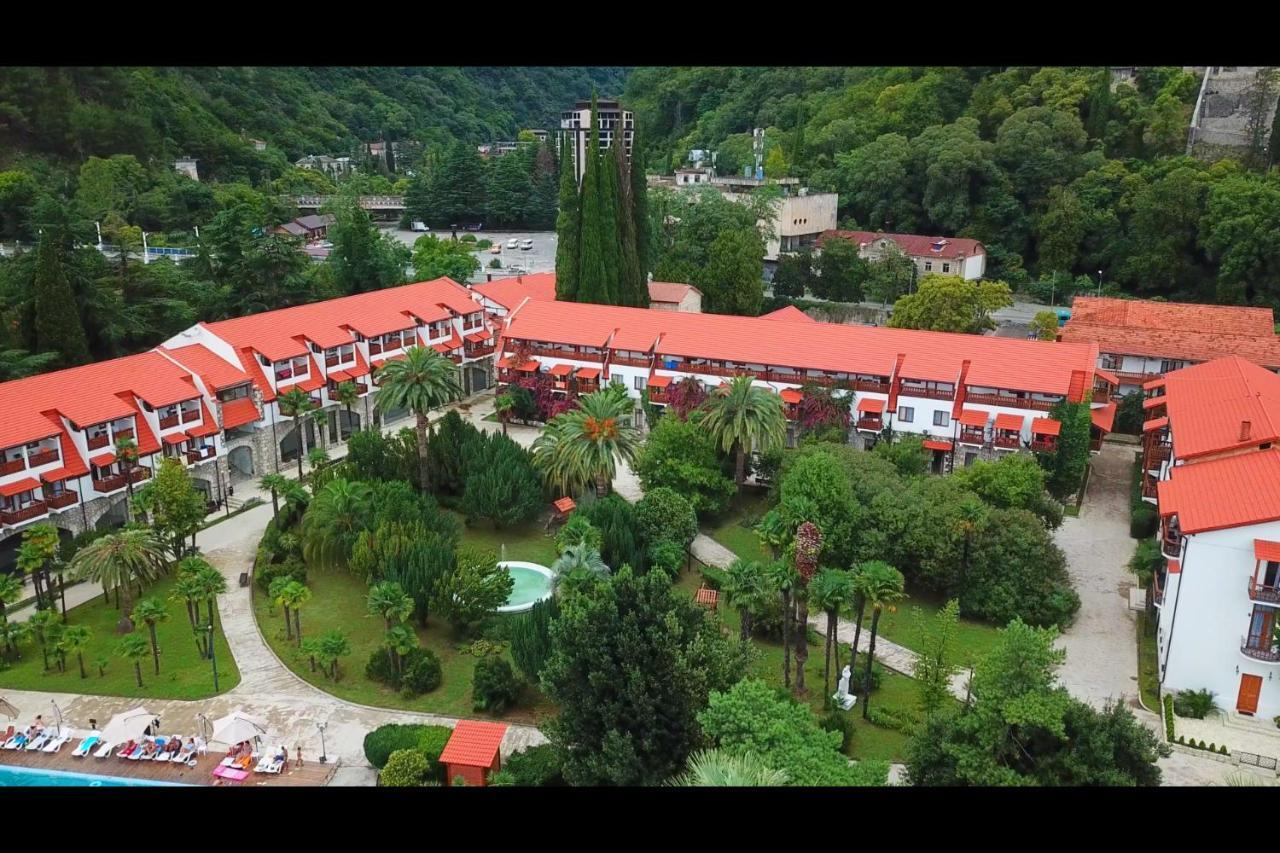 Hotel Abaata Гагра Екстер'єр фото
