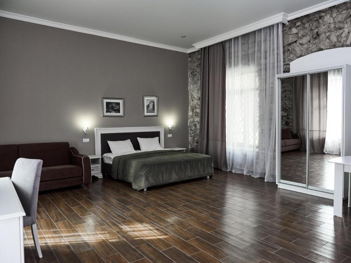 Hotel Abaata Гагра Екстер'єр фото
